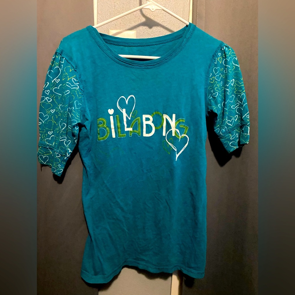 Billabong Blue Graphic T-Shirt size medium